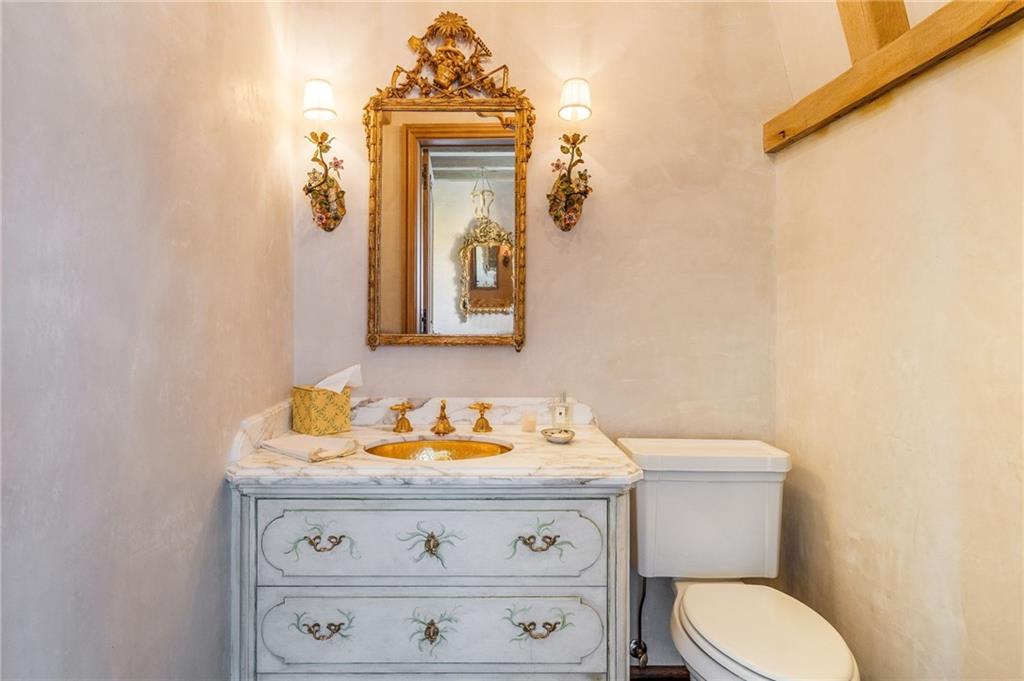 The Enclave on Peachtree - Residential