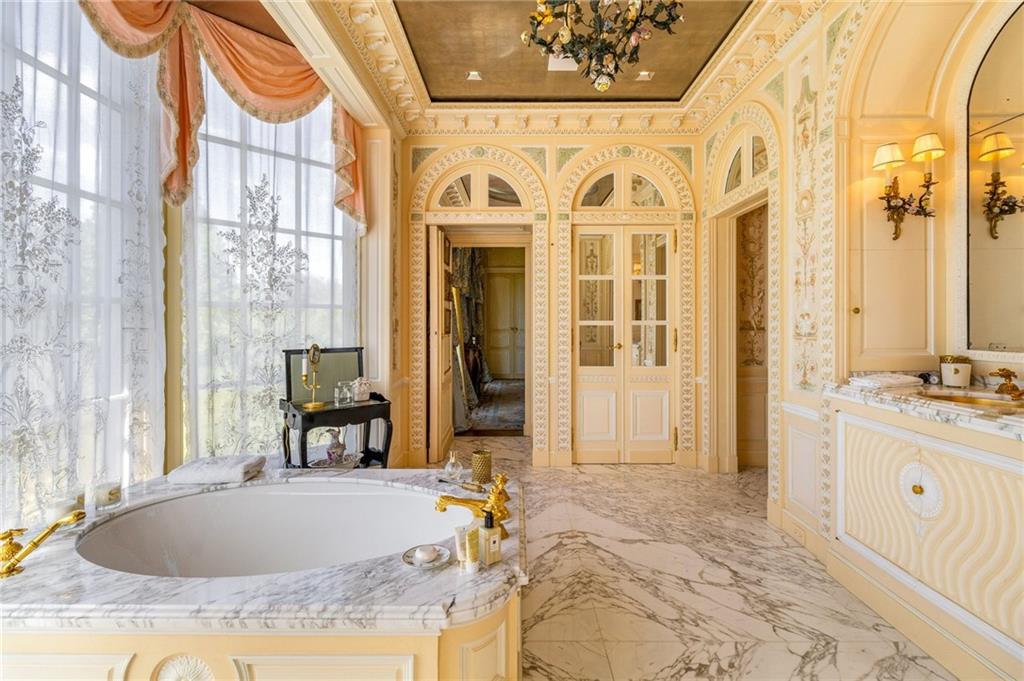 The Enclave on Peachtree - Residential