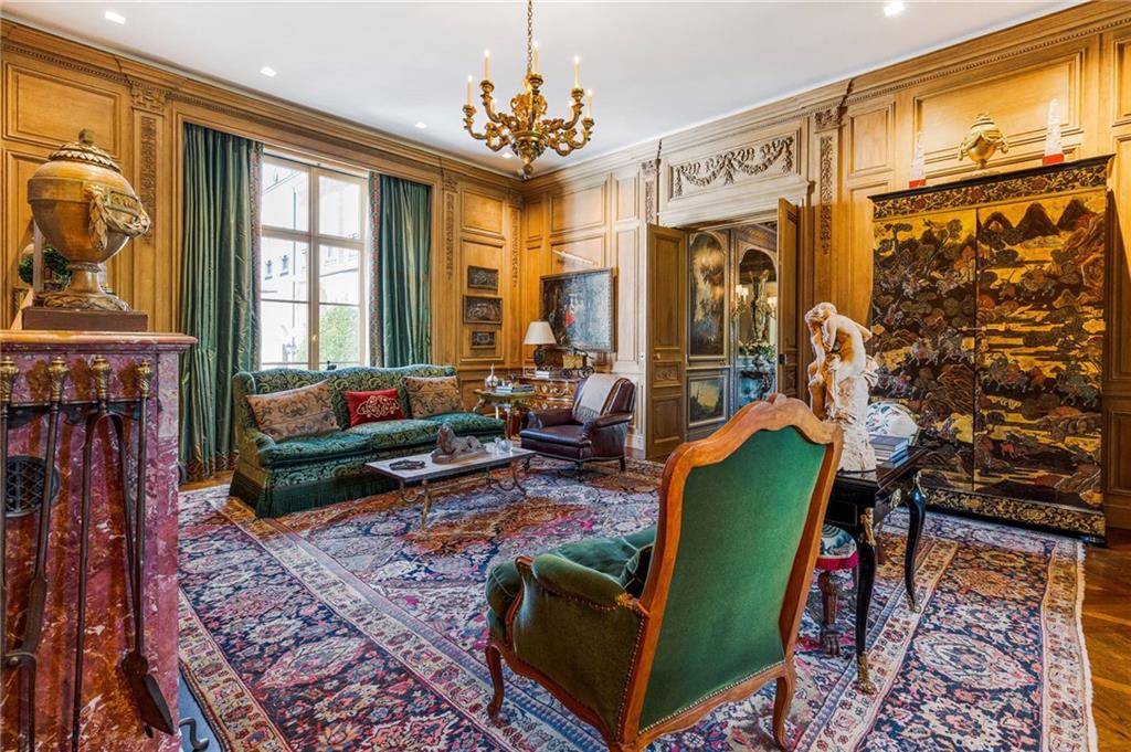 The Enclave on Peachtree - Residential