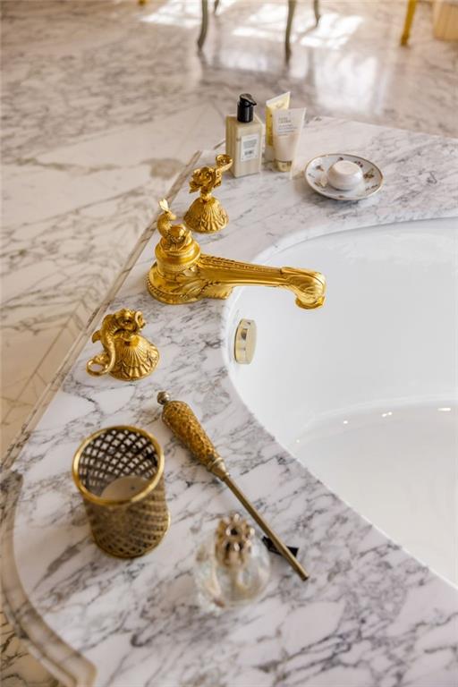 The Enclave on Peachtree - Residential