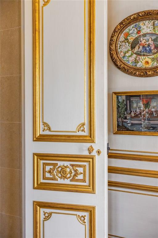 The Enclave on Peachtree - Residential