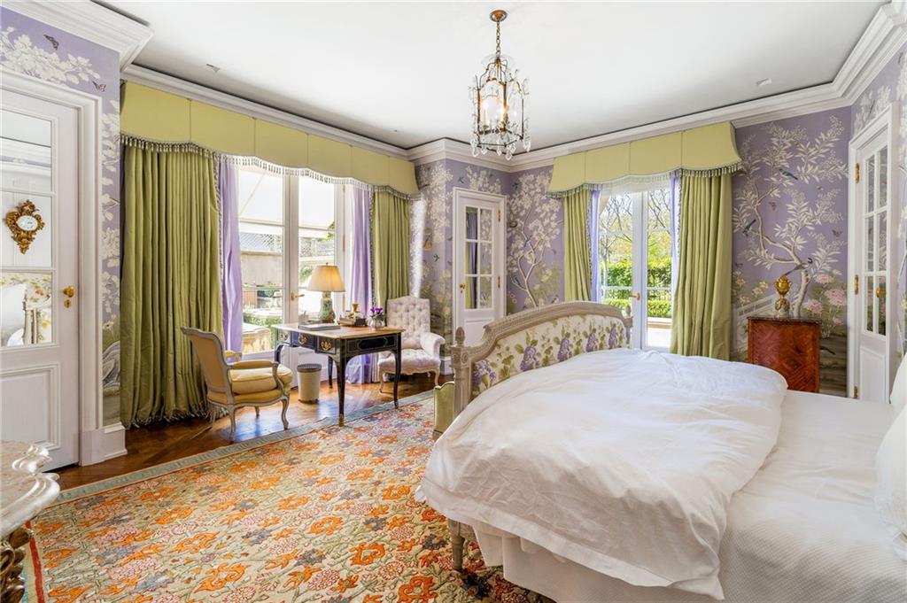 The Enclave on Peachtree - Residential