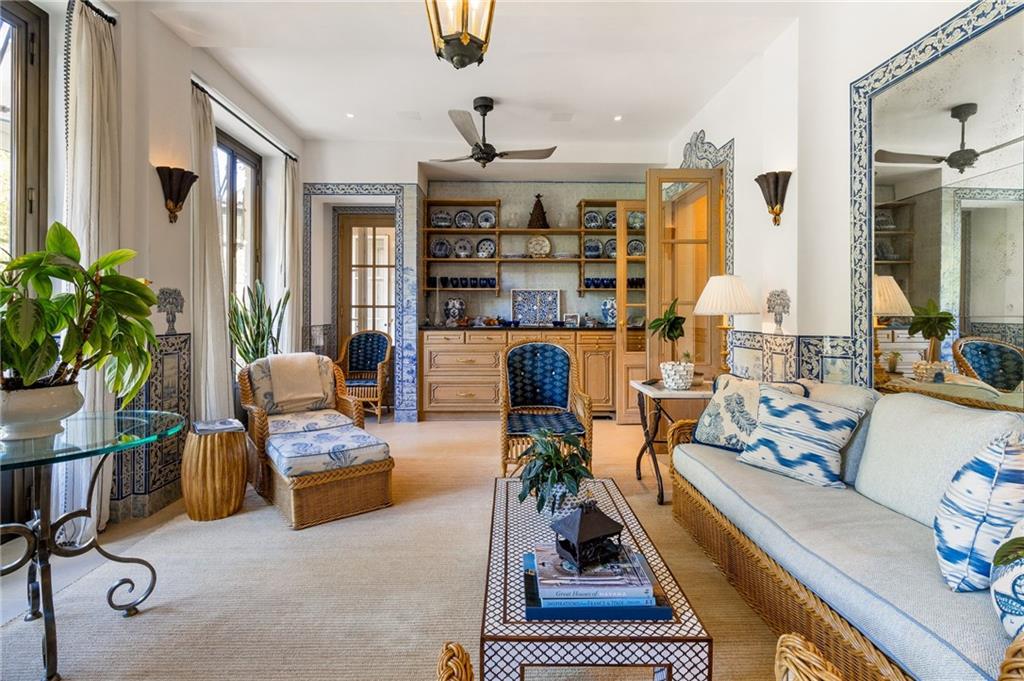 The Enclave on Peachtree - Residential