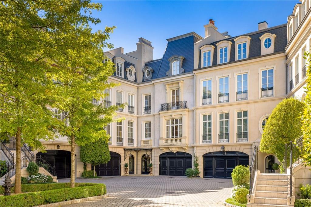 The Enclave on Peachtree - Residential