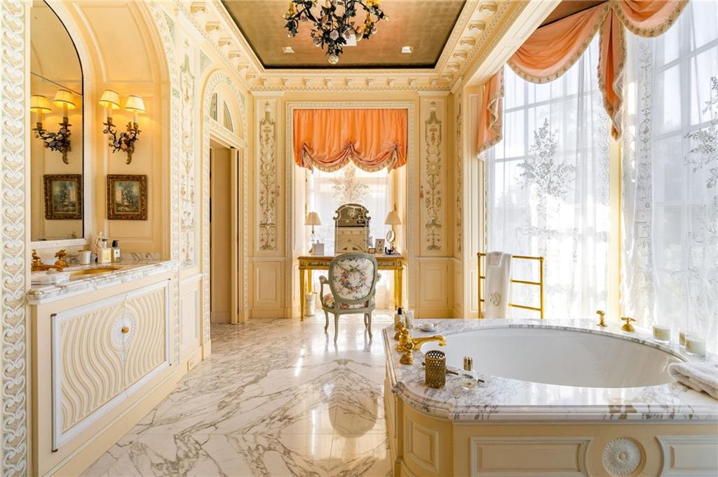 The Enclave on Peachtree - Residential