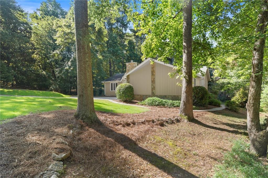 420 HACKBERRY Court