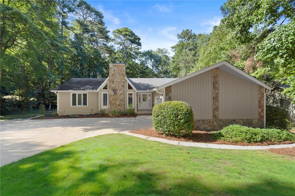 420 HACKBERRY Court