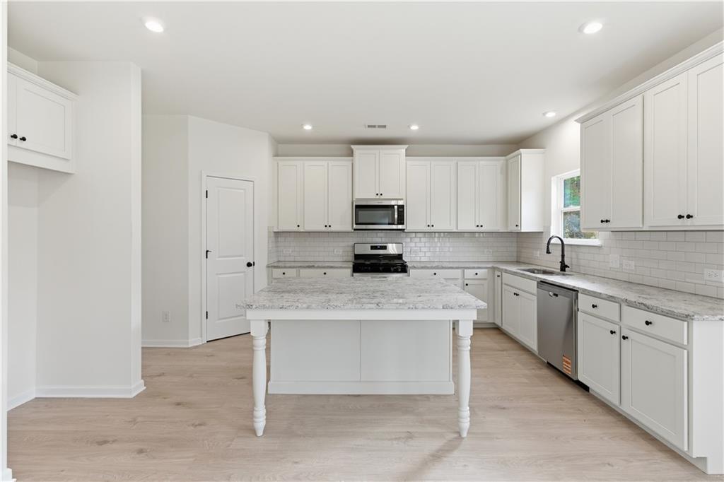 373 Waterbluff Drive