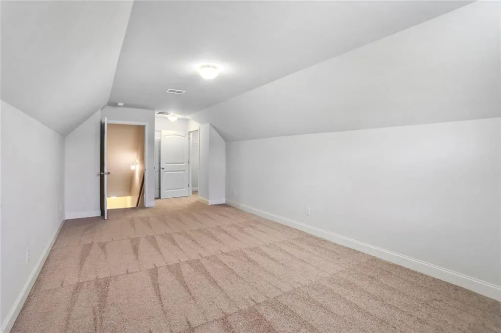 Cumming, Georgia 30040, United States, 3 Bedrooms Bedrooms, ,2 BathroomsBathrooms,Residential,Pending,126466