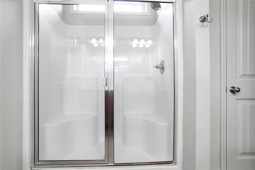 Cumming, Georgia 30040, United States, 3 Bedrooms Bedrooms, ,2 BathroomsBathrooms,Residential,Pending,126466