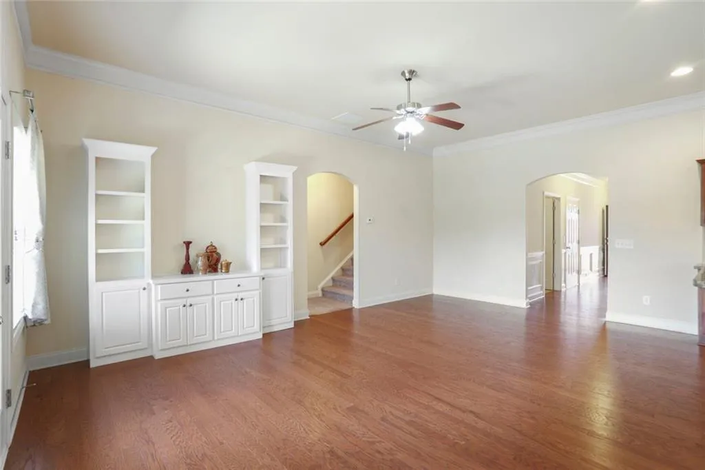 Cumming, Georgia 30040, United States, 3 Bedrooms Bedrooms, ,2 BathroomsBathrooms,Residential,Pending,126466