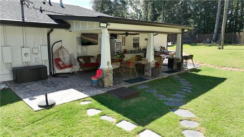 A home in Powder Springs