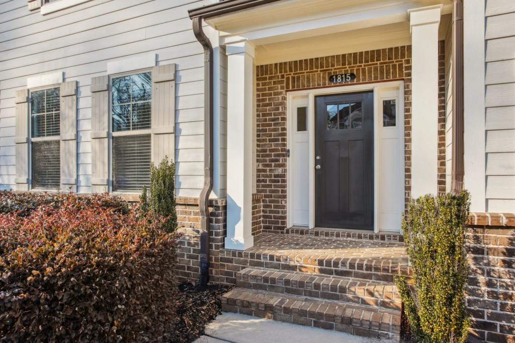 1815 Goodhearth Drive NE