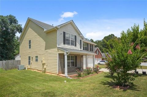 A home in Ellenwood