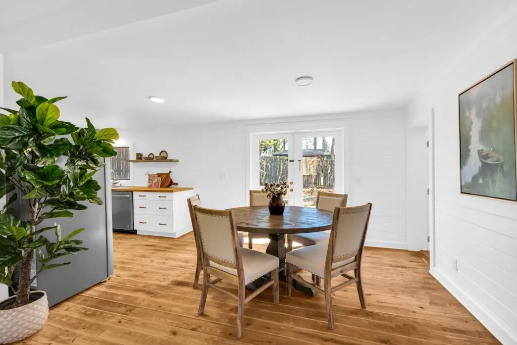 Lakemont, Georgia 30552, United States, 3 Bedrooms Bedrooms, ,2 BathroomsBathrooms,Residential,Active,92694