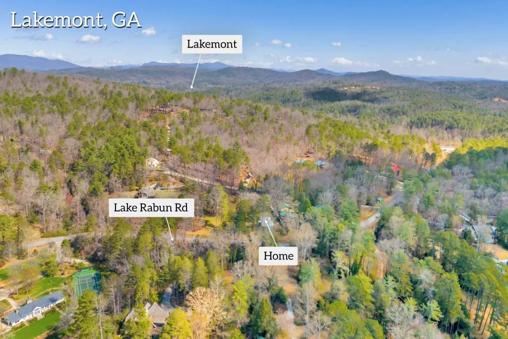 Lakemont, Georgia 30552, United States, 3 Bedrooms Bedrooms, ,2 BathroomsBathrooms,Residential,Active,92694