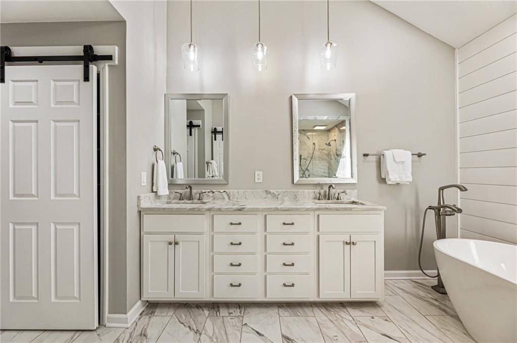 741 Bentwood Trace, Alpharetta, Georgia image 17
