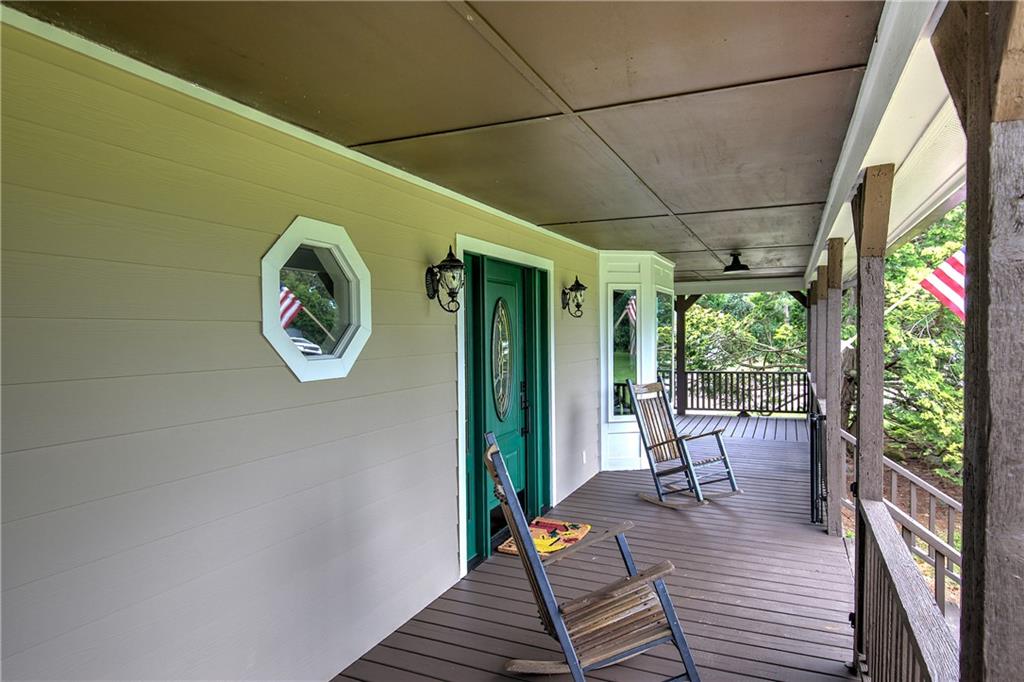 141 Holcomb Spur NW