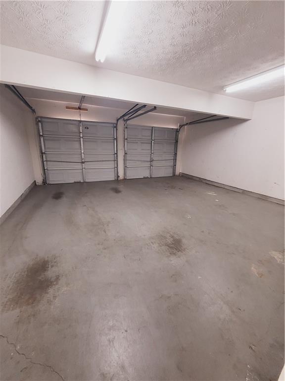 Villas At Overlook - Residential