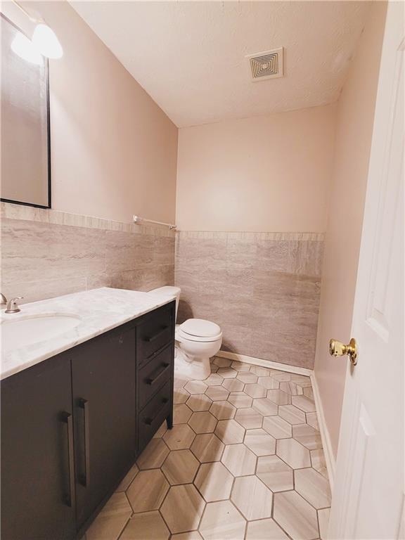 Villas At Overlook - Residential