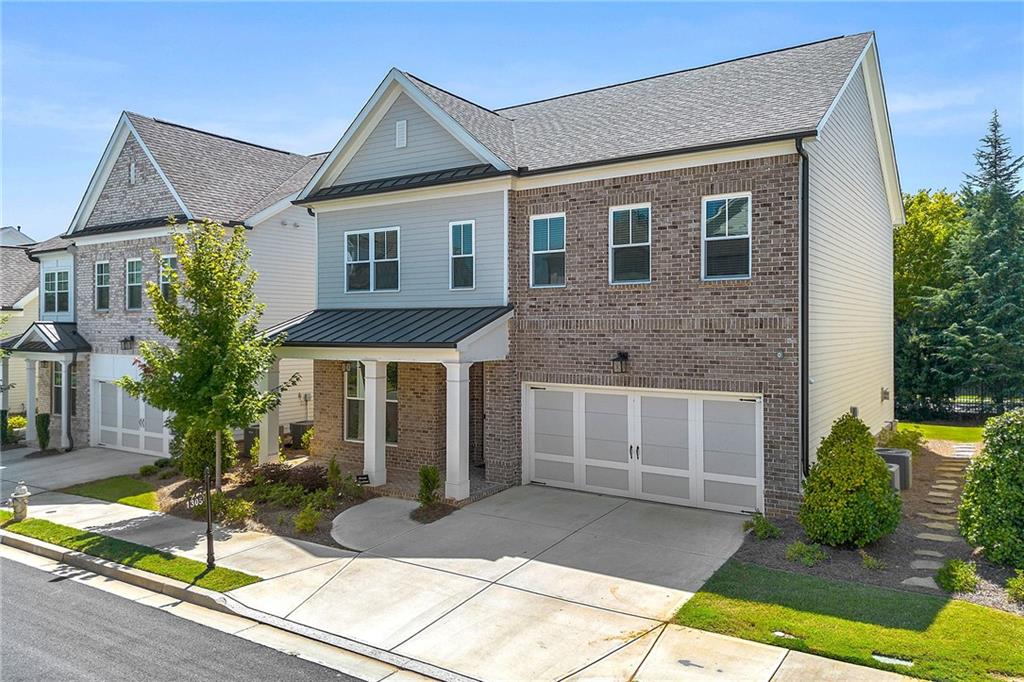 1305 Simonds Way