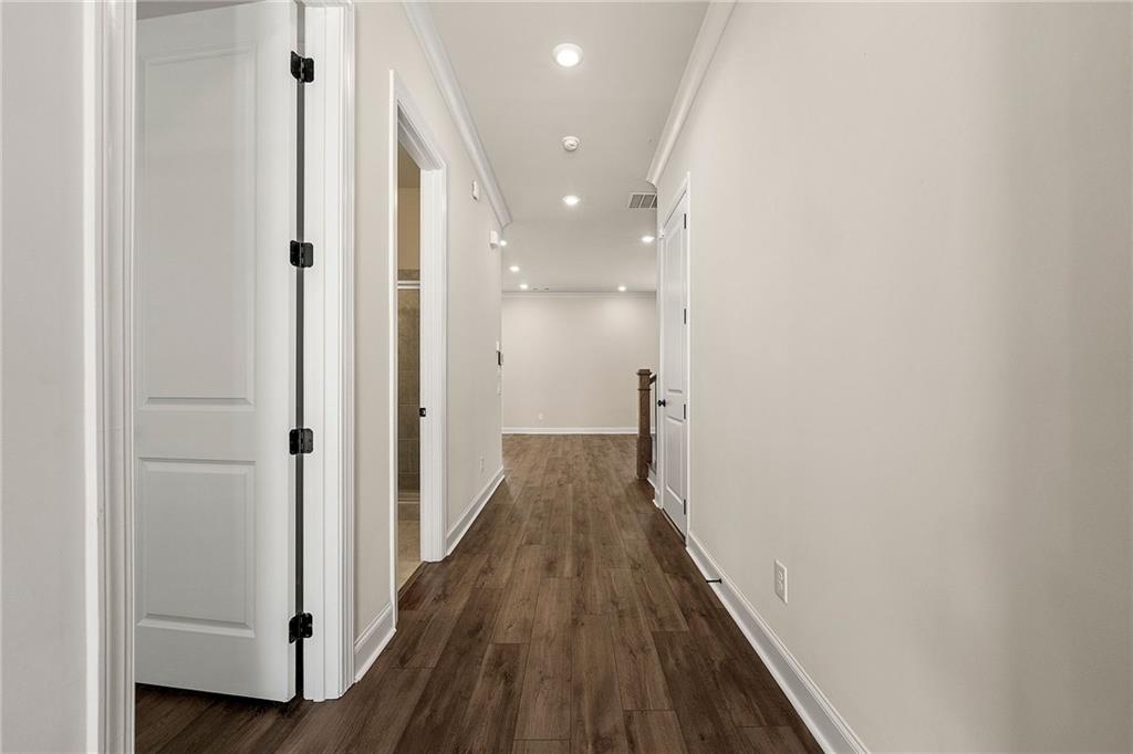 1305 Simonds Way