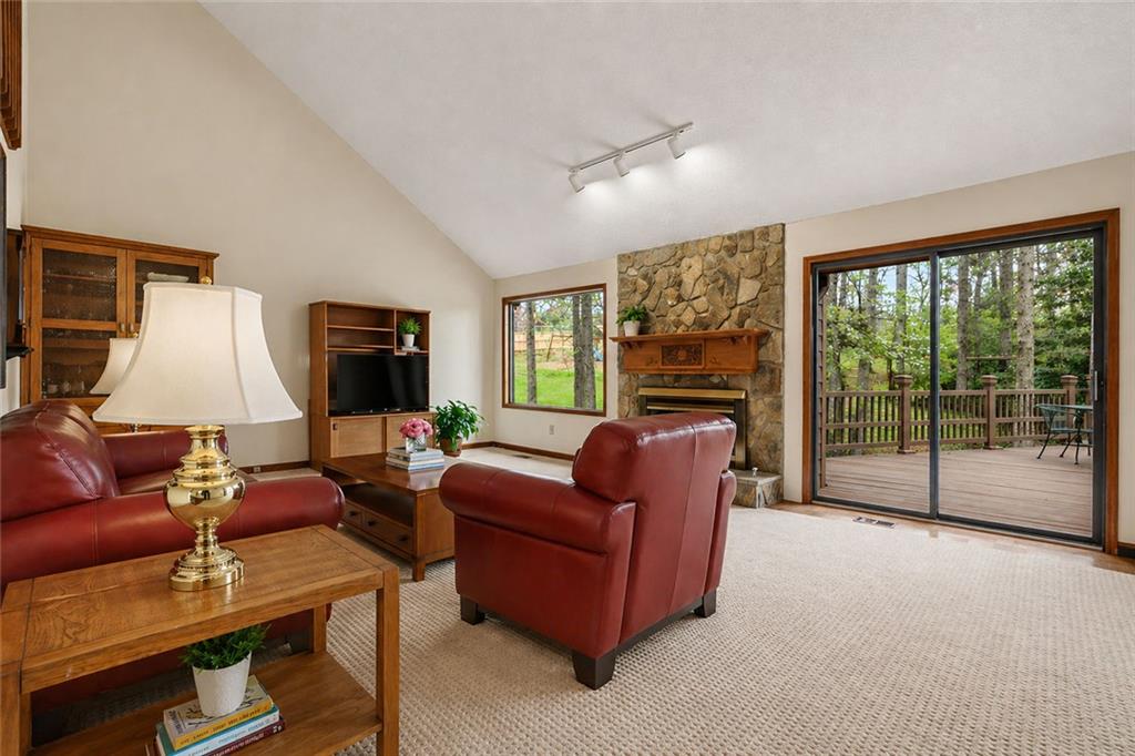 2252 Chimney Springs