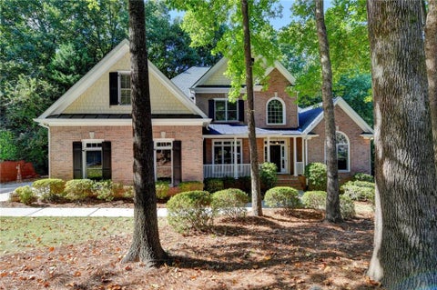 Homes For Sale - 4390 Laurel Grove Trace<br/> Suwanee, GA 30024