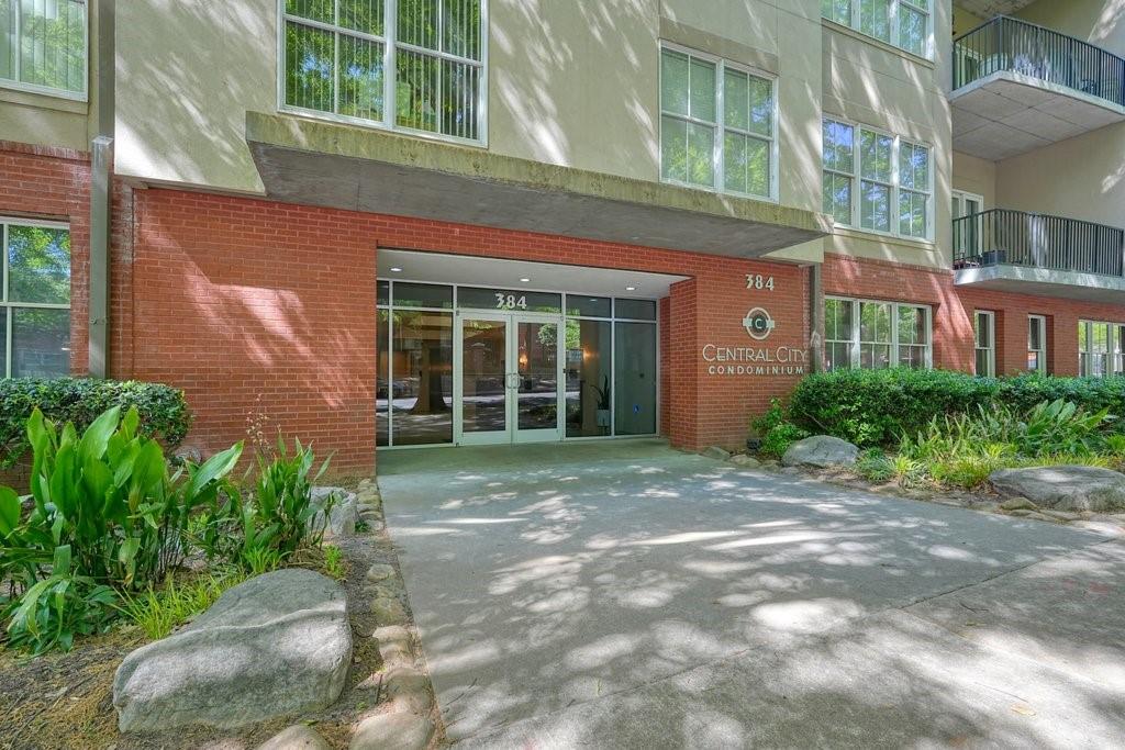 384 Ralph Mcgill Boulevard NE 301