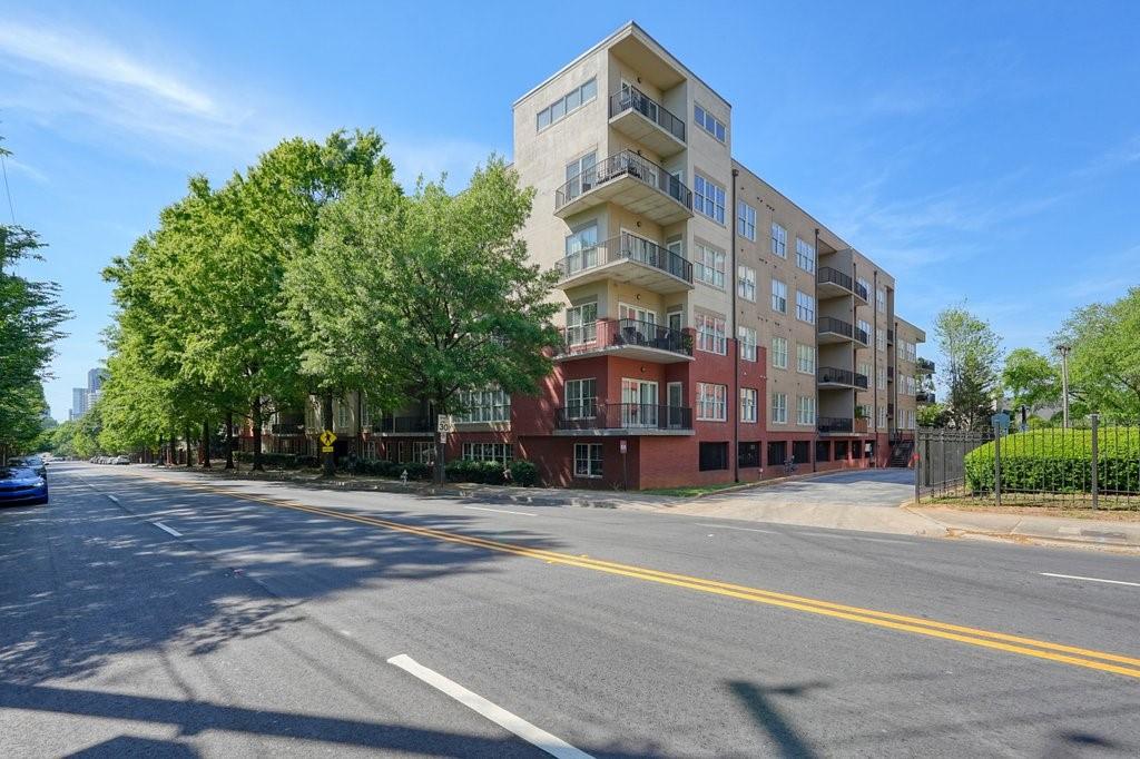 384 Ralph Mcgill Boulevard NE 301