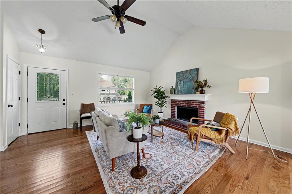 2765 Old Barn Trail