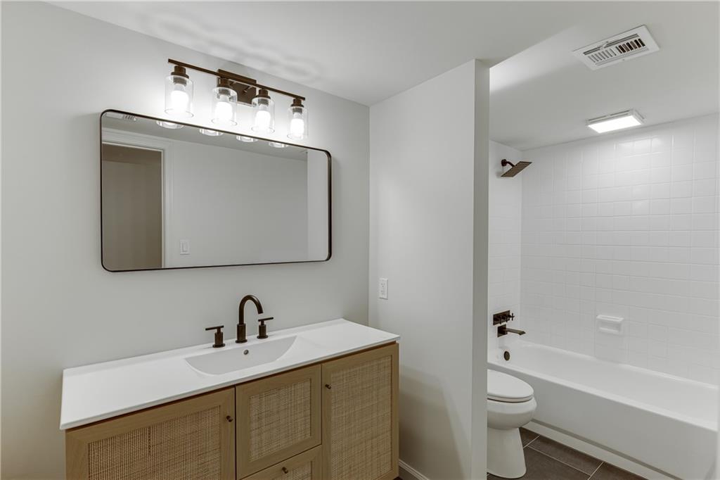 115 Woodmere Square #115, Atlanta, Georgia image 27