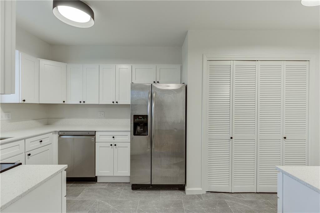 115 Woodmere Square #115, Atlanta, Georgia image 12