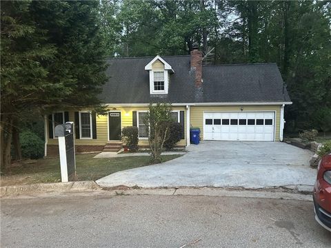 Homes For Sale - 6003 Wellborn Trace<br/> Lithonia, GA 30058