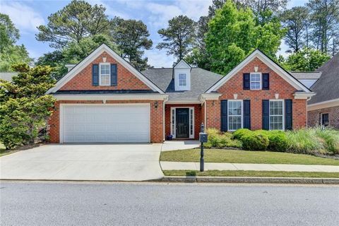 Homes For Sale - 1870 Hickory Station Circle<br/> Snellville, GA 30078