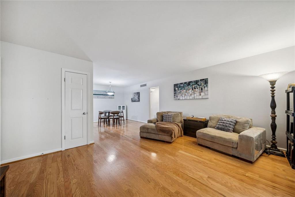 1468 Briarwood Road NE 406