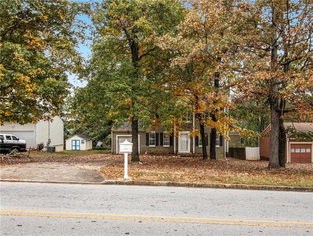 3742 Linecrest Road, Ellenwood, Georgia image 3