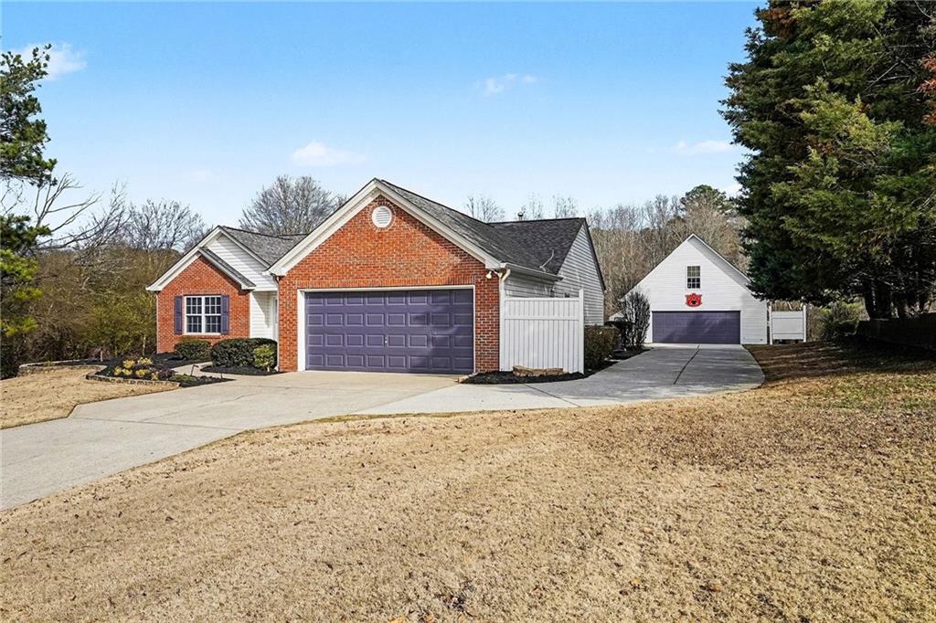 8195 River Hill Commons Drive