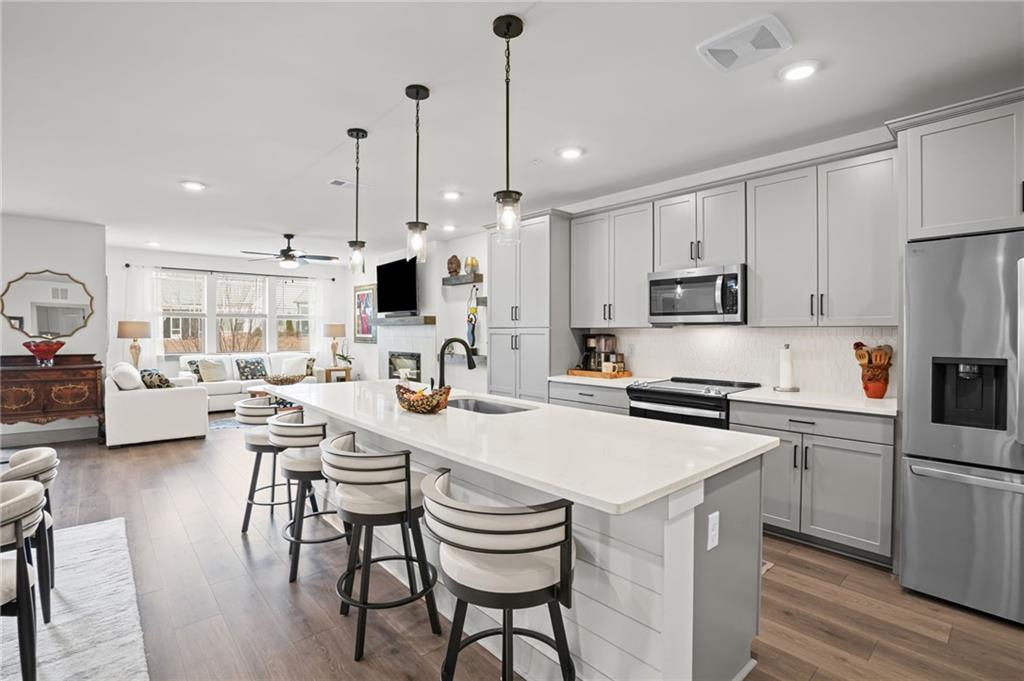 3342 Orwell Way 1206