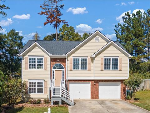 Photo of 4005 Leeambur Court NW, Lilburn, GA 30047 (MLS # 7664403)