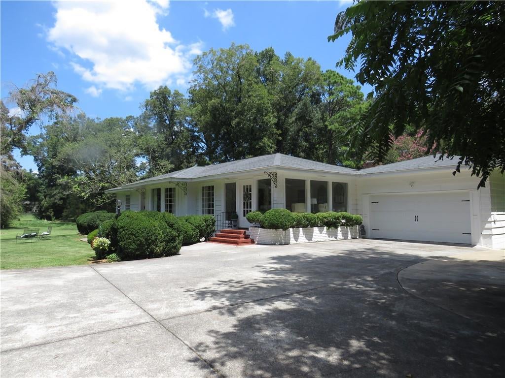 440 N Cave Spring Street
