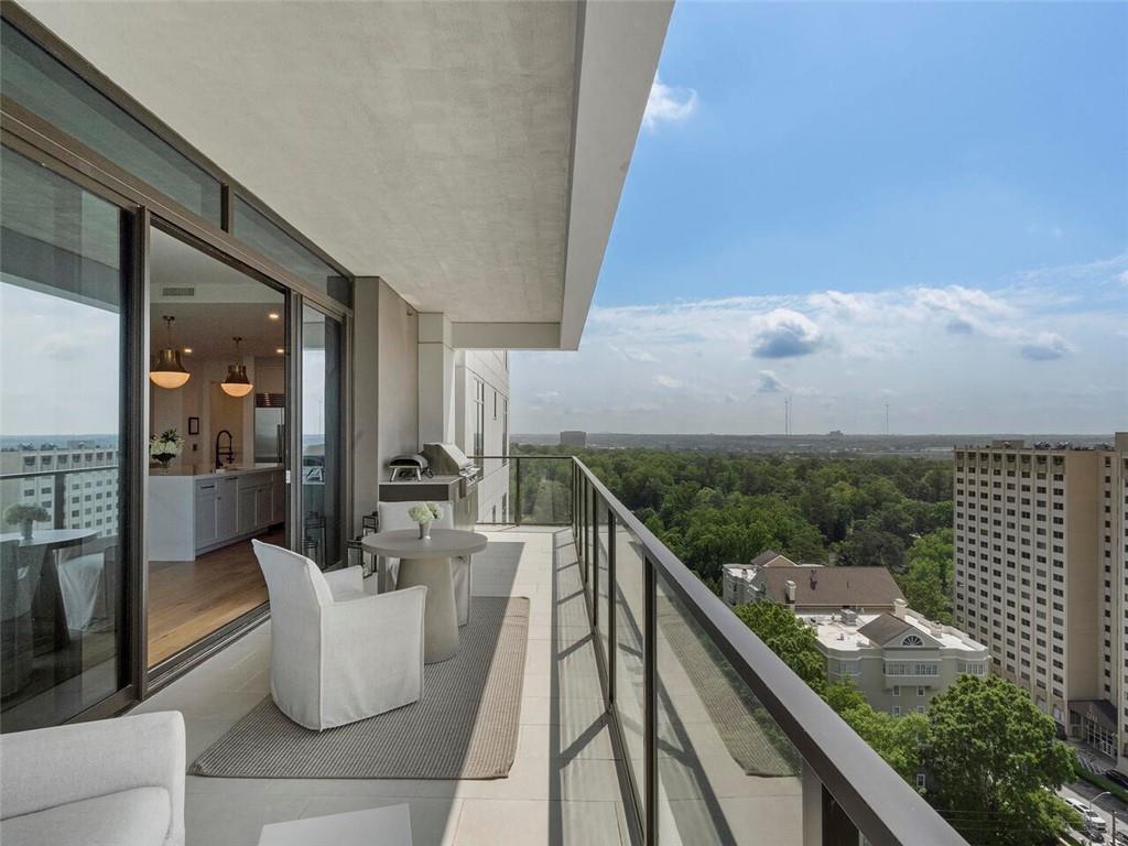 Graydon Buckhead - Residential