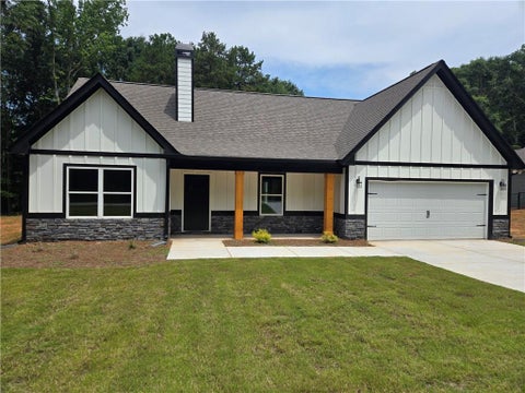 Homes For Sale - 656 Highland Avenue<br/> Hartwell, GA 30643