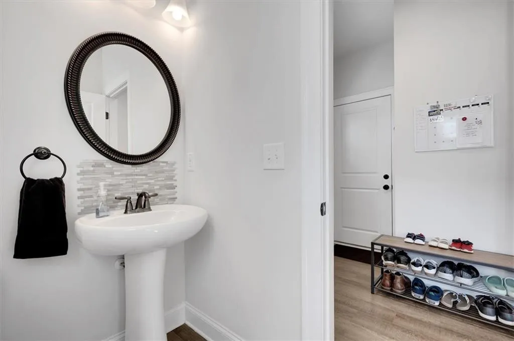 Sugar Hill, Georgia 30518, United States, 4 Bedrooms Bedrooms, ,3 BathroomsBathrooms,Residential,Pending,115849