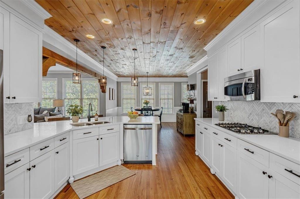 4027 Hickory Fairway Drive