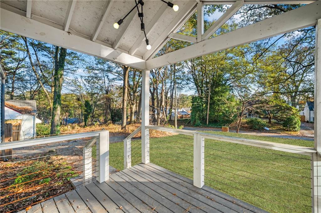 1901 Maywood Place NW