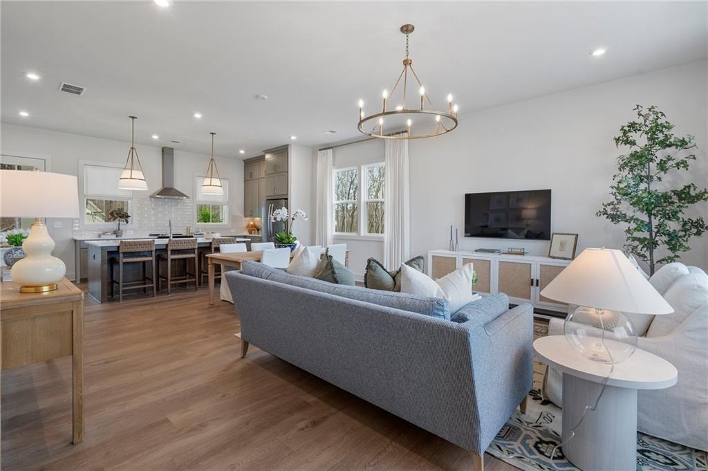 Pinecone - Residential Lease