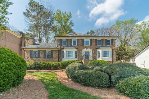 891 Cedar Trace SW Lilburn GA 30047