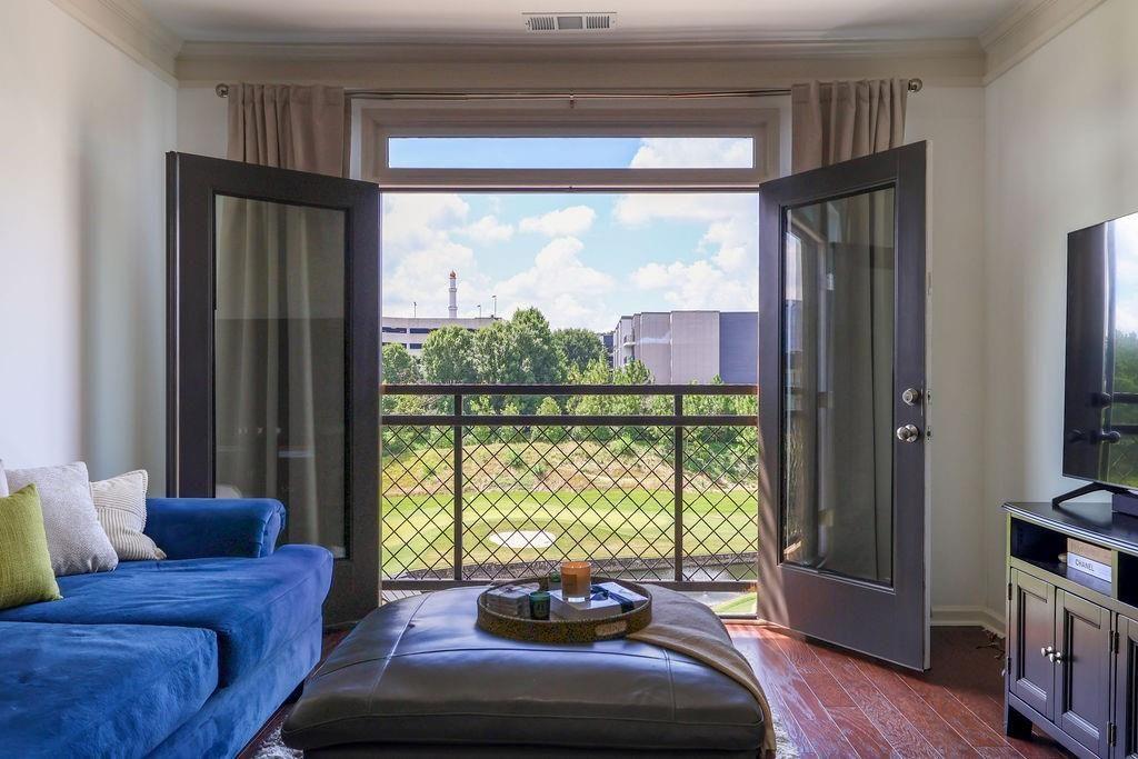 400 17th Street NW 2427