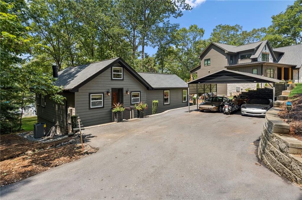 5705 Ridgeway Circle